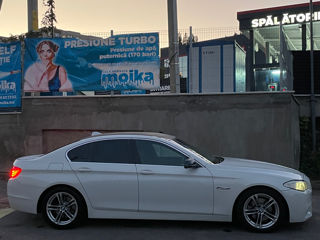 BMW 5 Series foto 3