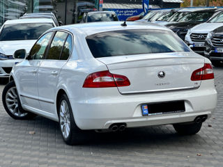 Skoda Superb foto 3