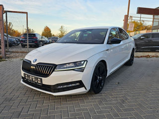 Skoda Superb foto 3