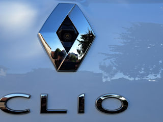 Renault Clio foto 9