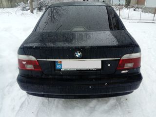 BMW 5 Series foto 5