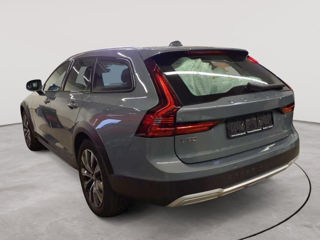 Volvo V90 Cross Country foto 2