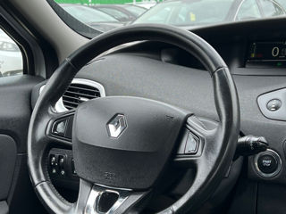 Renault Grand Scenic foto 12