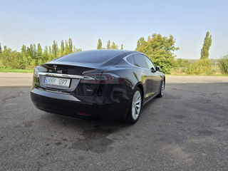 Tesla Model S foto 7