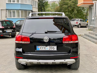 Volkswagen Touareg foto 4