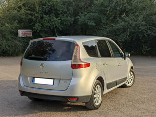 Renault Grand Scenic foto 4