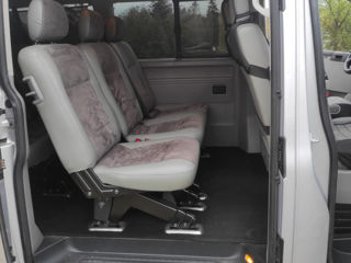 Volkswagen Caravelle foto 3