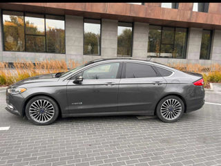 Ford Fusion foto 5