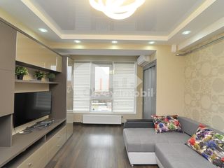 Centru !!bloc nou, zonă de parc, 350 € ! foto 2