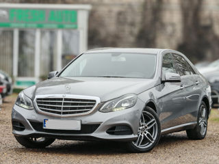 Mercedes E-Class foto 2