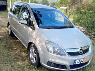 Opel Zafira foto 8