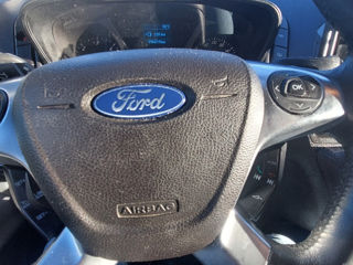 Ford foto 12