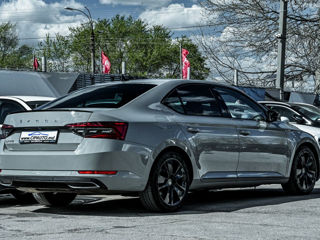 Skoda Superb foto 5