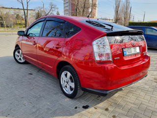 Toyota Prius foto 4