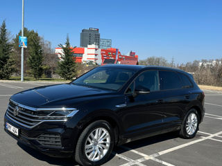 Volkswagen Touareg foto 0