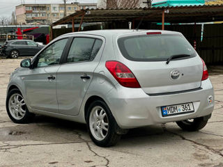 Hyundai i20 foto 2