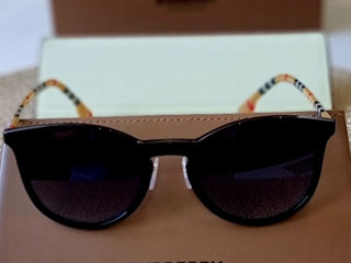 Ochelari Burberry  foto 1