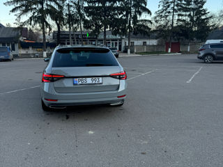 Skoda Superb foto 3