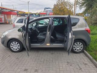 Opel Meriva foto 8