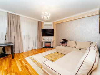 Apartament cu 2 camere, 65 m², Centru, Chișinău foto 2