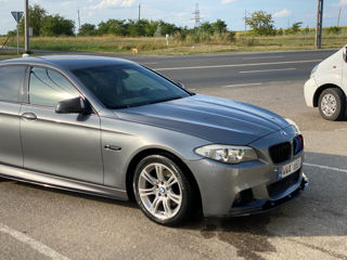 BMW 5 Series foto 5