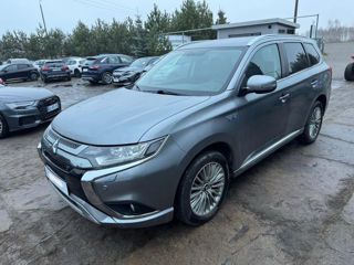 Mitsubishi Outlander foto 4