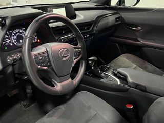 Lexus UX foto 6