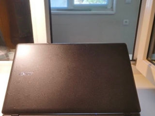 Schimb acer aspire  15,6" 4/128gb . 10/10 foto 3