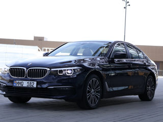 BMW 5 Series foto 1