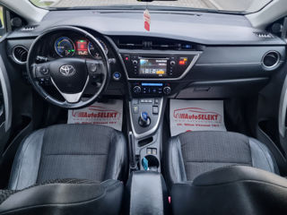 Toyota Auris foto 13