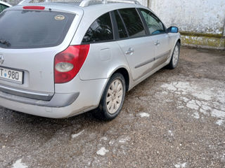 Renault Laguna foto 2