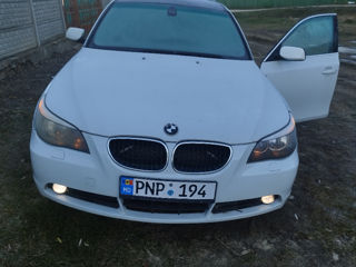 BMW 5 Series foto 4