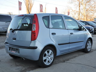 Mitsubishi Colt foto 6