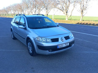 Renault Megane foto 2