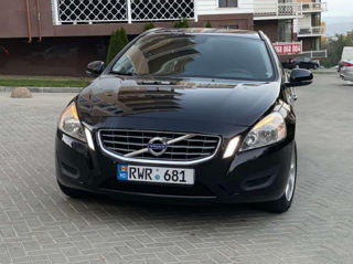 Volvo V60 foto 8