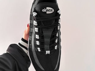 Nike Air Max 95 Black Pure Platinum foto 6