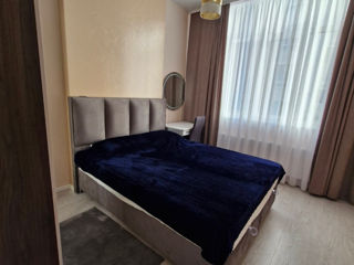 1-комн. кв., 49 м², 1/9 эт.