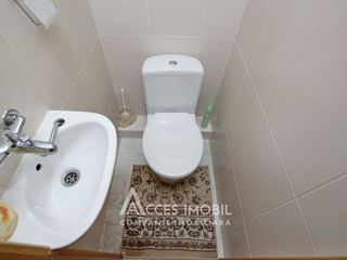 Town House în 2 nivele! Grătiești! Euroreparație! foto 9