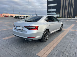 Skoda Superb foto 3