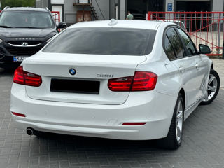 BMW 3 Series foto 5