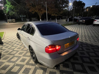 BMW 3 Series foto 4