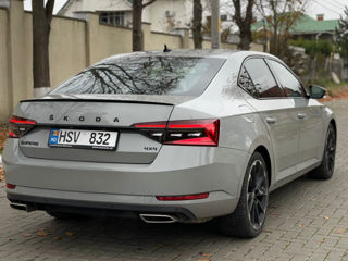 Skoda Superb foto 6