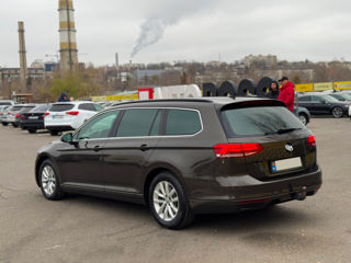 Volkswagen Passat foto 9