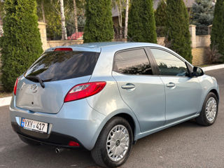 Mazda 2 foto 4