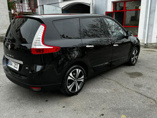 Renault Grand Scenic foto 6