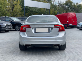 Volvo S60 foto 9