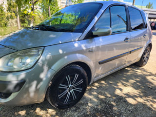 Renault Scenic foto 1