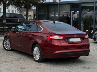 Ford Fusion foto 5