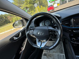 Hyundai IONIQ foto 12