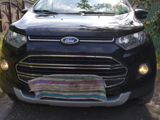 Ford EcoSport foto 1